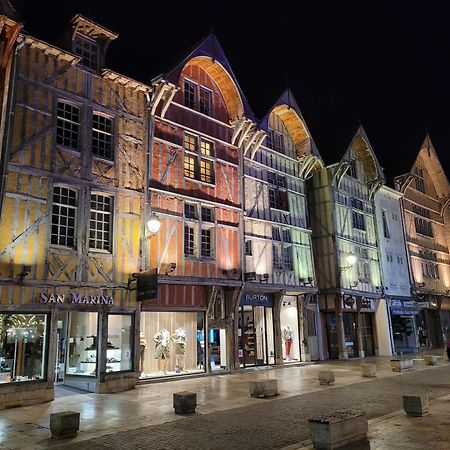Le Petit Bouchon De Troyes Classe 3 Etoiles Zewnętrze zdjęcie